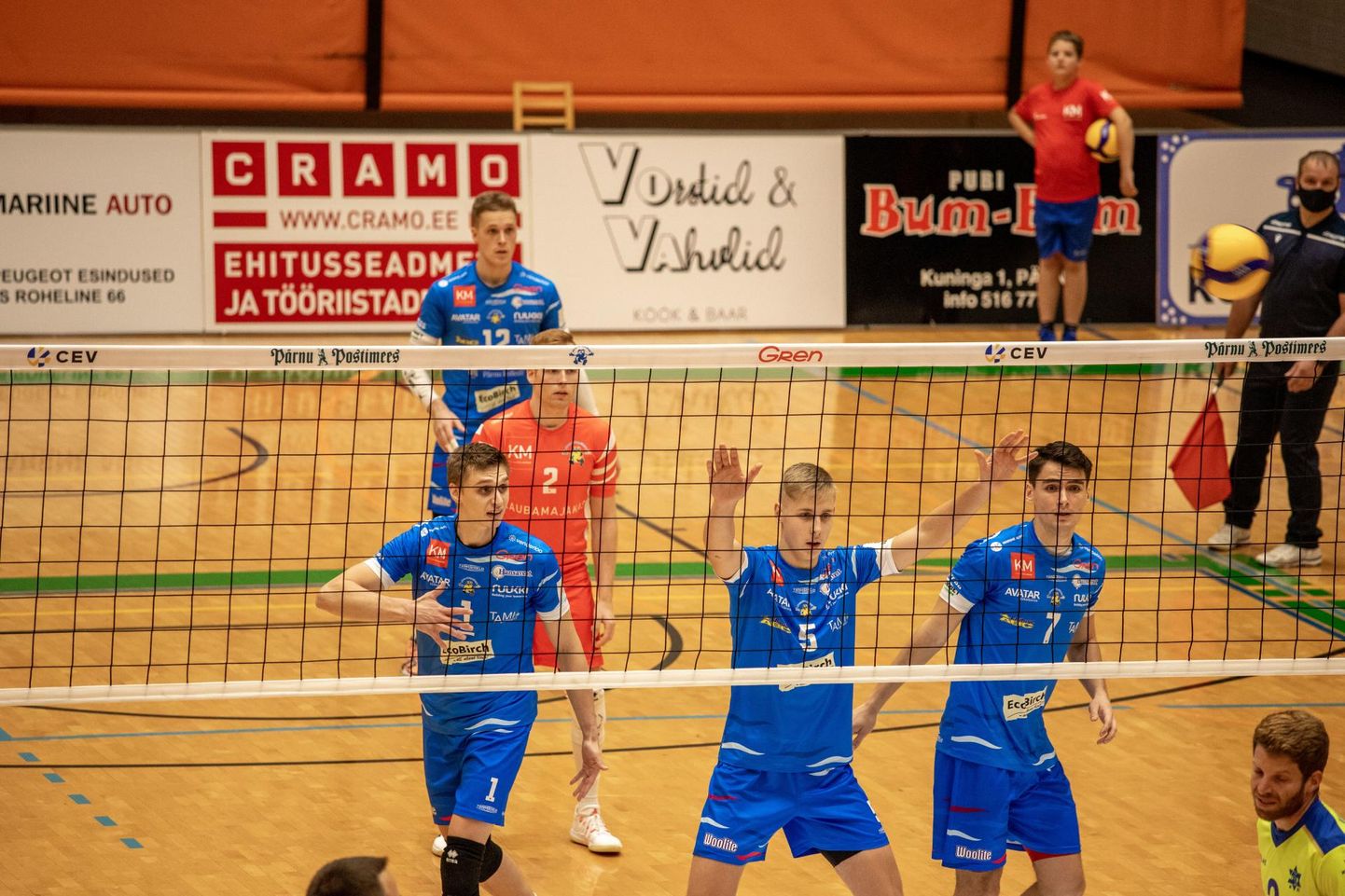 Pärnu võrkpalliklubi meeskond näitas Eesti meistrivõistluste finaalseeria teises matšis kohati ilusat võrkpalli, ent Tartu Bigbanki tiim võitis taas.