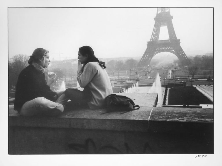 Foto Peeter Langovitsi näituselt «Tagasivaade – Pariis 1991, 1992»