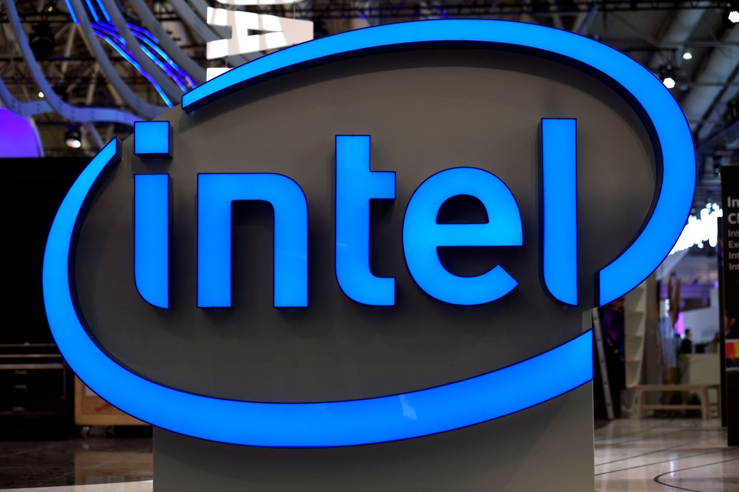 Intel'i logo.