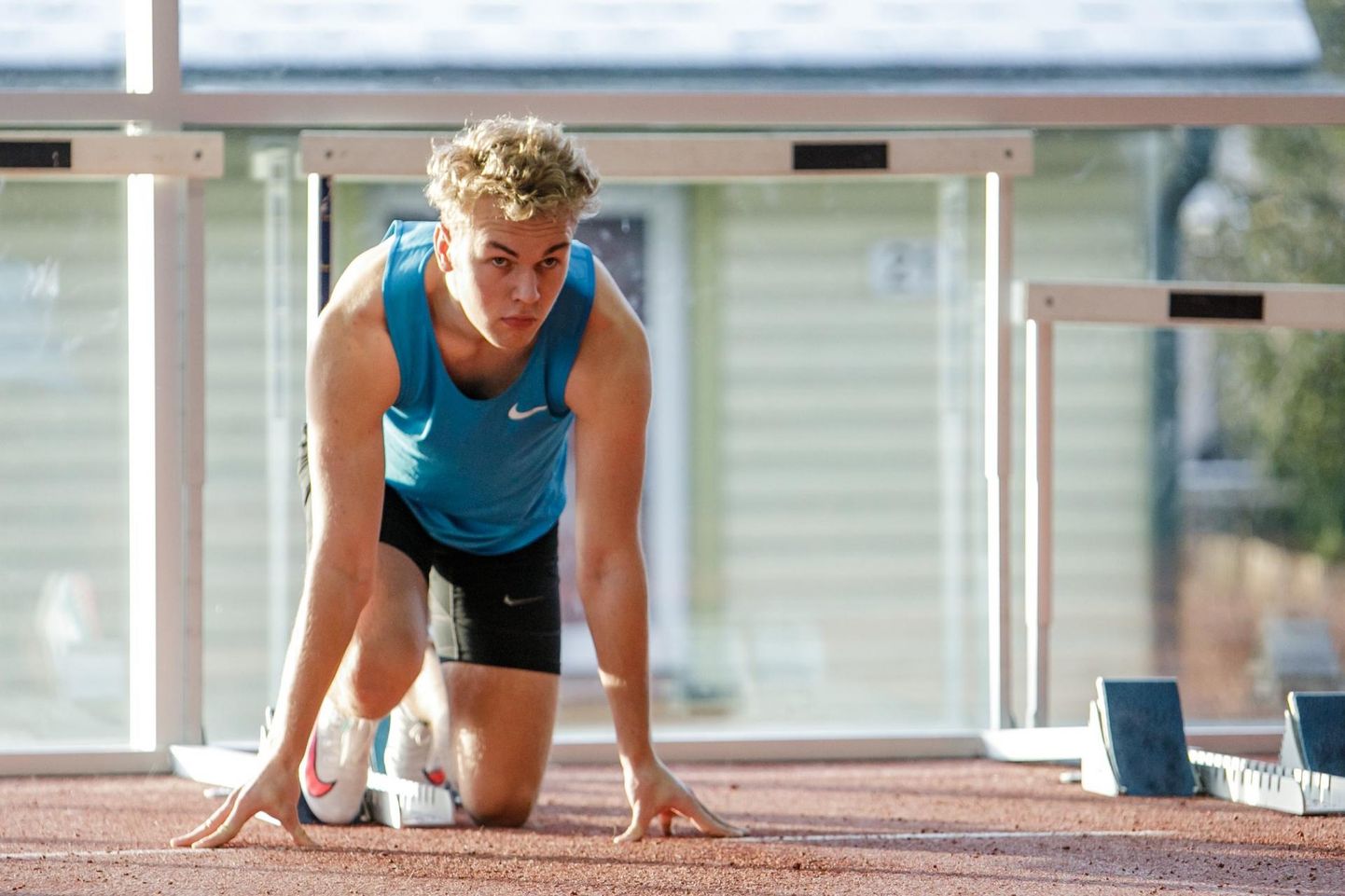 Eesti valitsev 100 ja 200 meetri jooksu tšempion astub karjääris suure sammu edasi, kui hakkab treenima ja õppima Memphise ülikoolis.