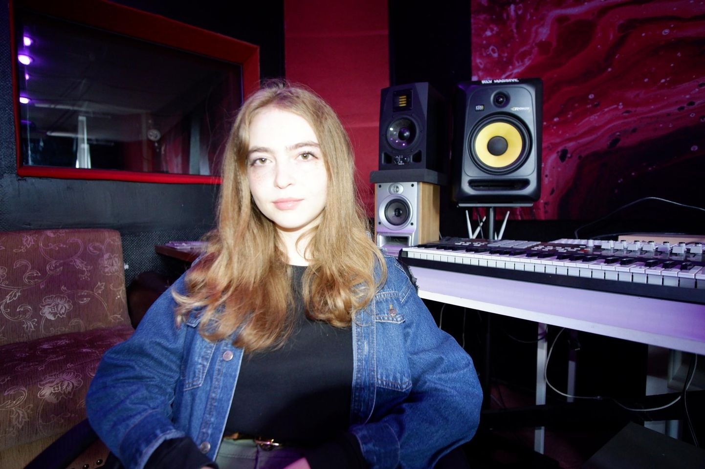 Elisabeth Tiffany Lepik alustab septembris teist õppeaastat Viljandi kultuuriakadeemias helitehnoloogia erialal muusikaprodutsendi õppegrupis.