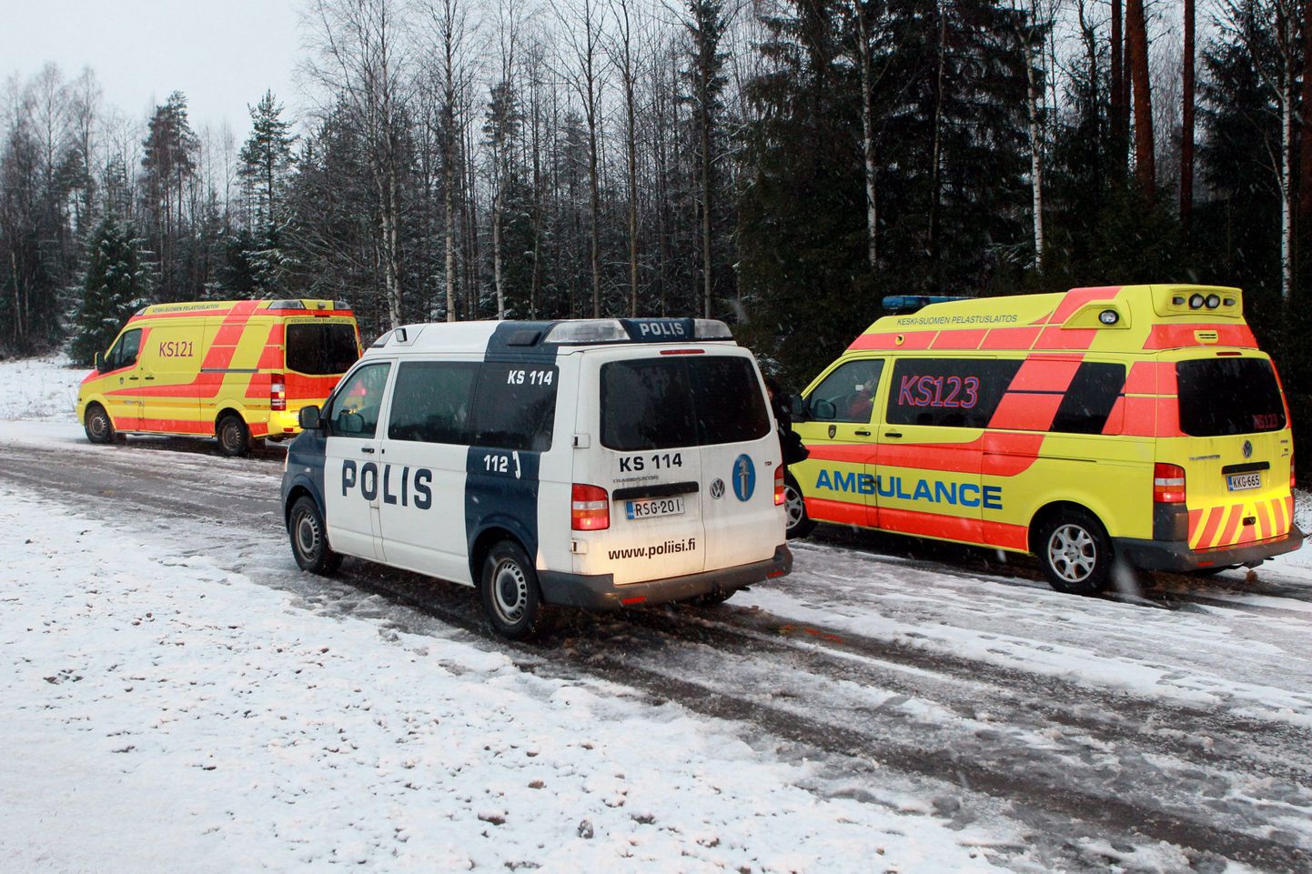 Soome politsei- ja kiirabiautod Jyväskyläs, 30. detsembril 2011. aastal.