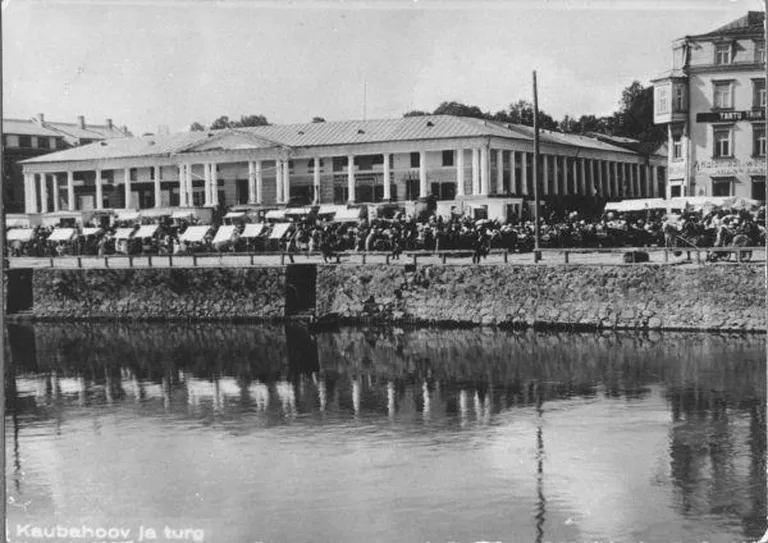 Tartu kaubahoov.