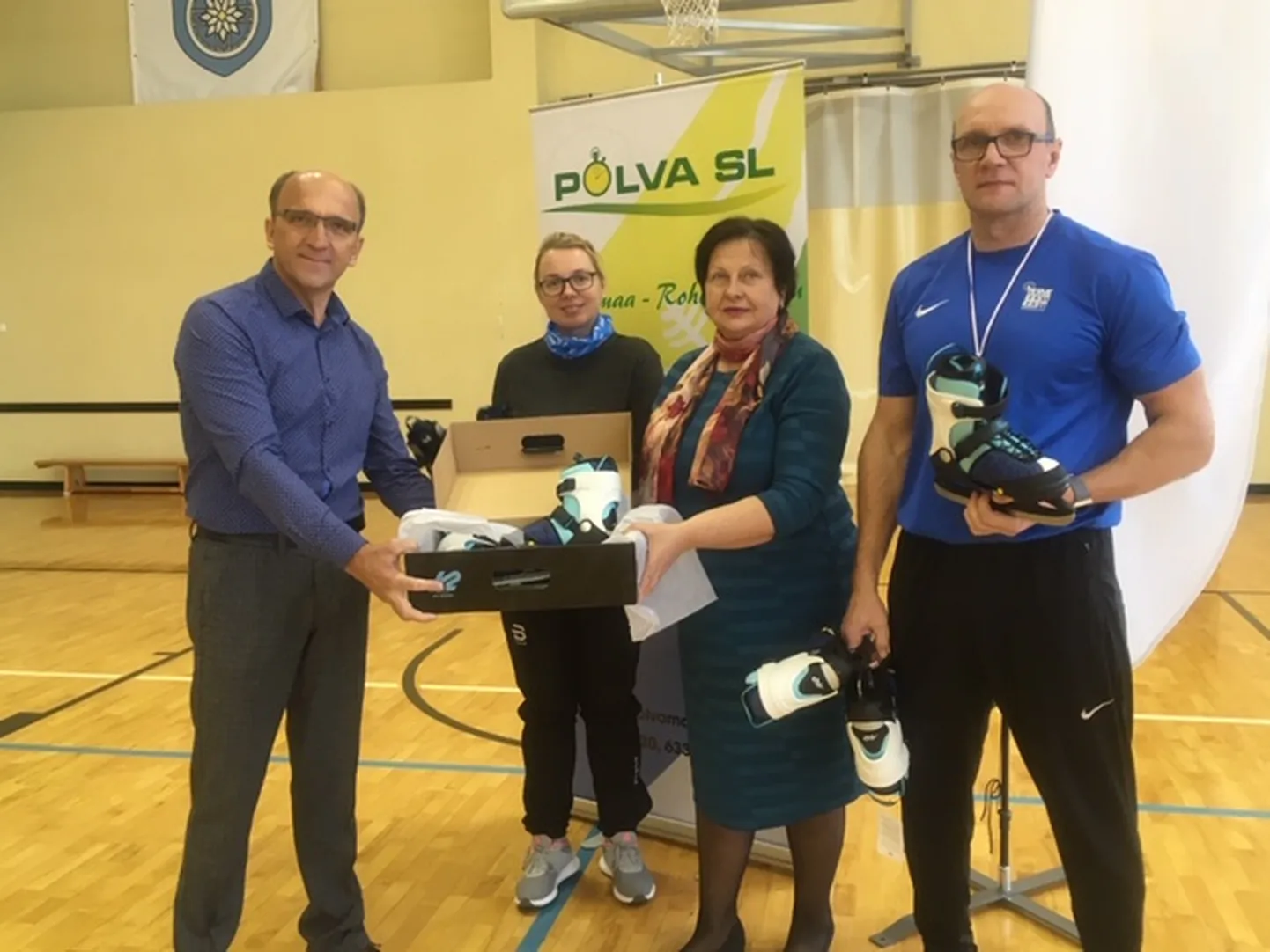 Räpina ühisgümnaasiumi direktor ja kehalise kasvatuse õpetajad väljendasid siirast rõõmu laste ja noorte sportimisvõimaluste parenemise üle. Uued uisupaarid on juba olemasolevale uisupargile suureks toeks. Kui vaid talve oleks-tuleks!