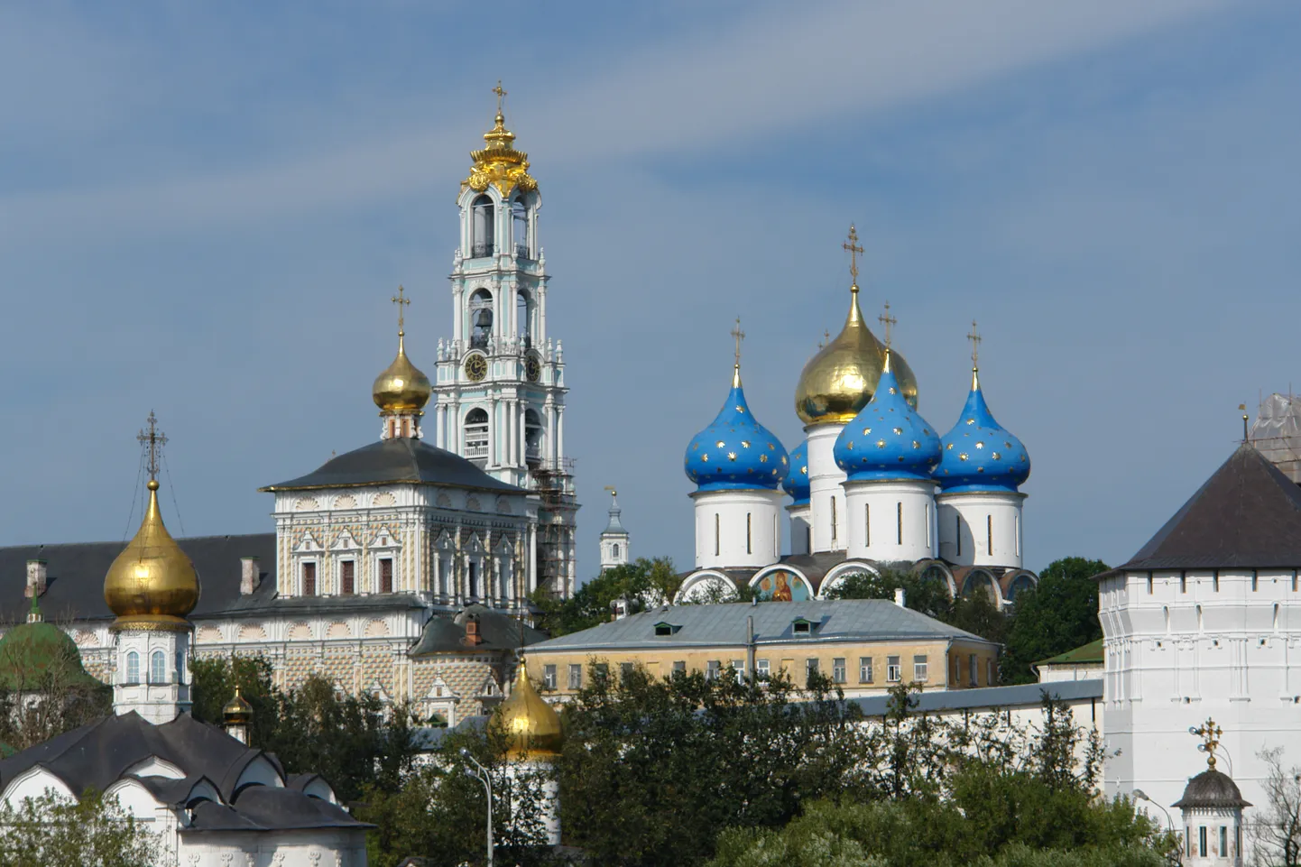 Troitse-Sergi suurklooster Moskva oblastis.