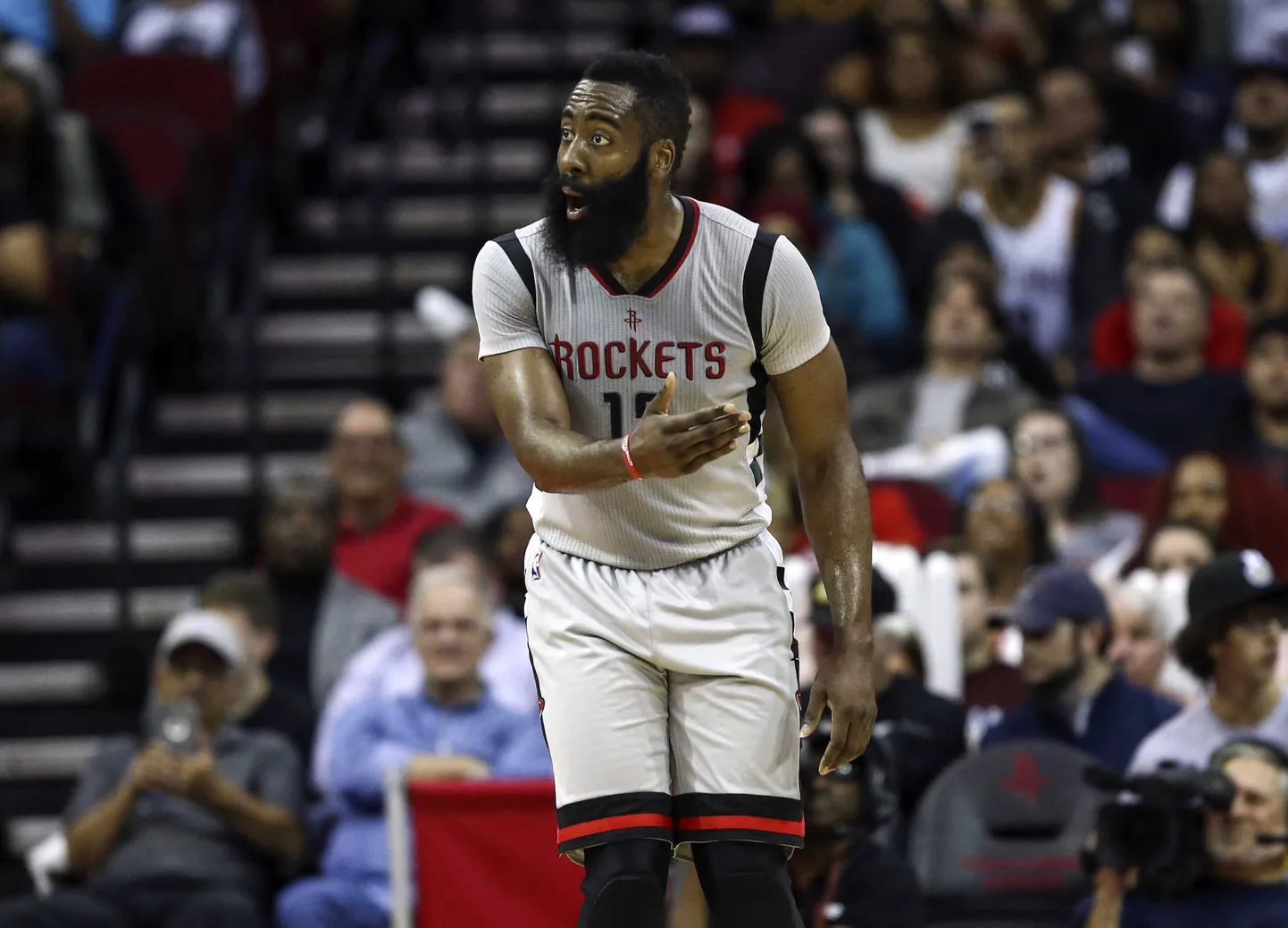 James Harden kohtumises Cleveland Cavaliersi vastu.