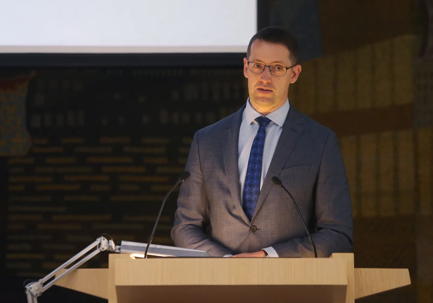 Reno Laidre on abilinnapeana töötanud varemgi.