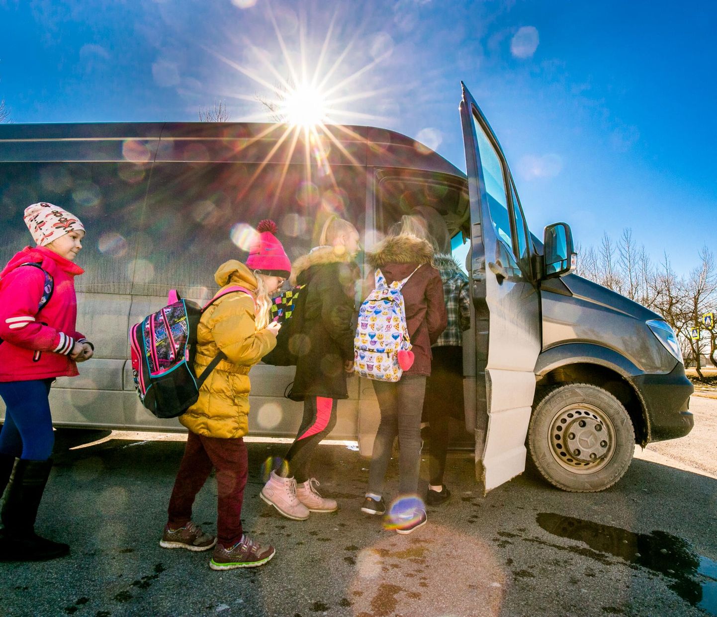 AS Sebe Pärnu osakonna juhataja Rein Laanemetsa väitel ununevad ühissõidukeisse kõige rohkem bussikaardid, õpilaspiletid, laste trenni- või koolikotid ning külmal ajal ka kindad ja mütsid.