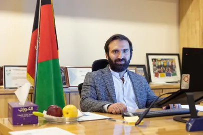 Firma Netlinks omanik Zabihullah Ghyasi oma kabinetis.