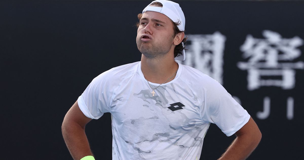 VIDEO ⟩ Pallipoiss tegi Austraalia lahtistel keset punkti mängimist suure piruka