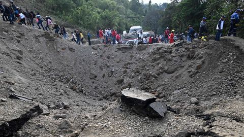 Kolumbijā līdzās autobusam noticis sprādziens. Nogalināti 13 cilvēki