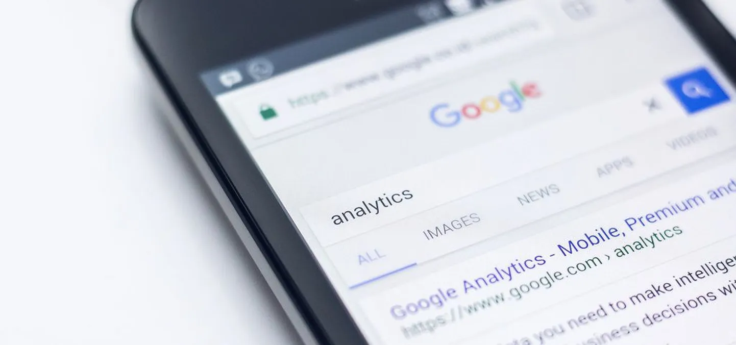 Järjest enam kaldub otsingute kaalukauss mobiilsetesse seadmetesse, mistõttu tuleb veenduda, et ettevõtte kodulehekülg on mobiilisõbralikult toimetatud. Google Analytics aitab mõista kodulehe külastajate käitumist ja vajadusi.