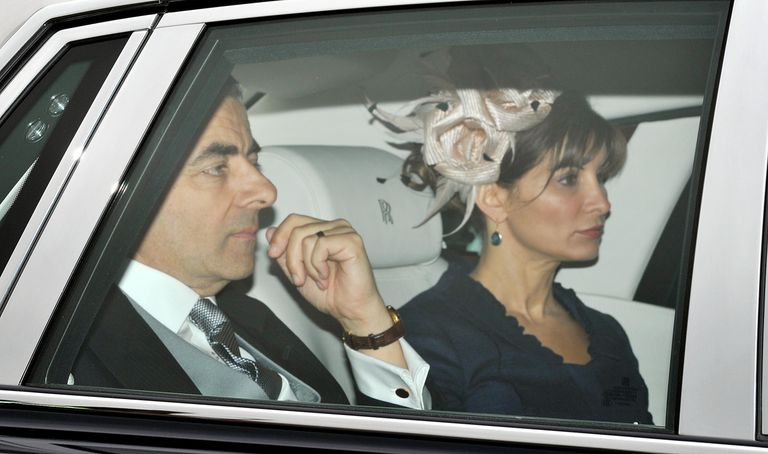 Rowan Atkinson ja Sunetra Sastry prints Williami and Kate Middletoni pulmas.
