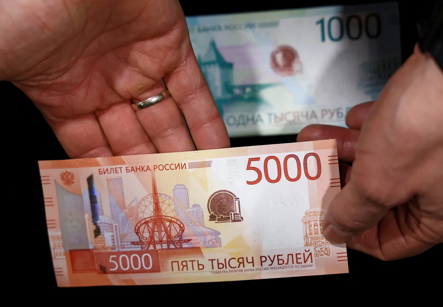 Venemaal on jätkuvalt kõige levinum altkäemaksu suurus 10 000 – 50 000 rubla.