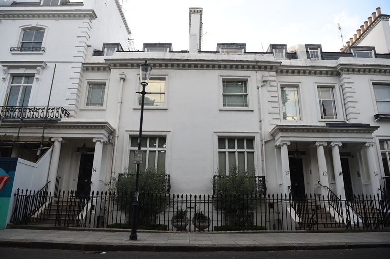 Londonis Knightsbridge'is Walton Streetil asuv maja, mis kuulub Zamira Hadžijevale