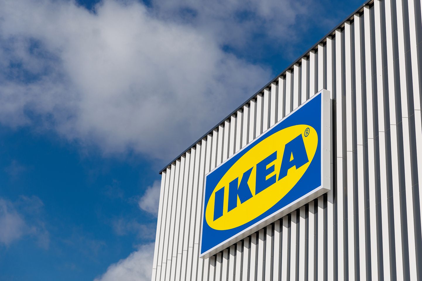 "IKEA" izkārtne.