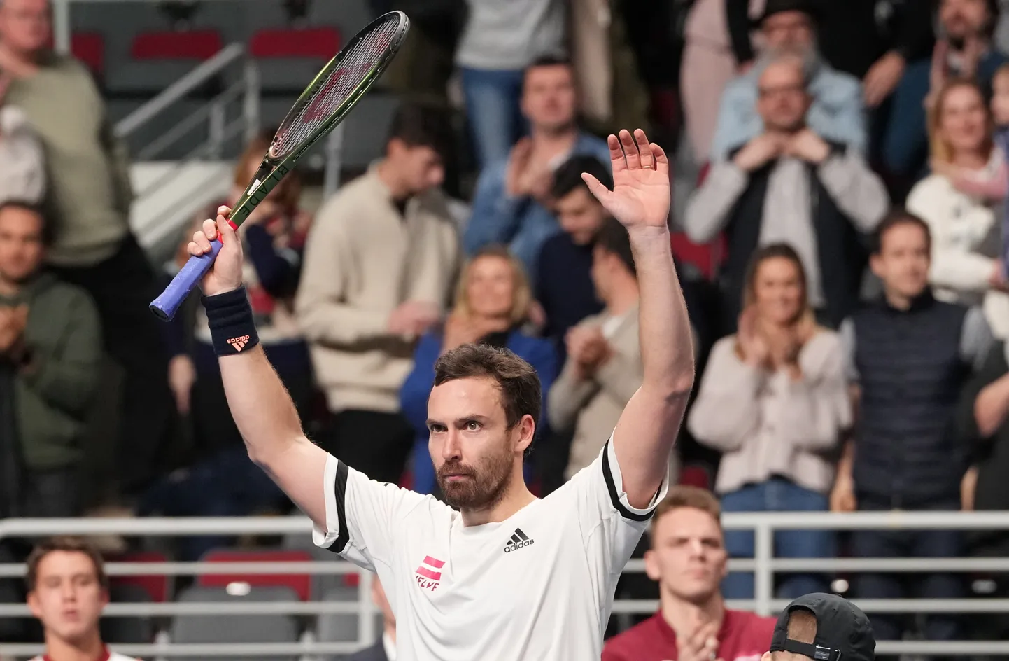 Latvijas vīriešu tenisa izlases spēlētājs Ernests Gulbis Deivisa kausa Pasaules pirmās grupas "play-off" kārtas duelī starp Latvijas un Izraēlas izlašu vīriešiem  "Arēnā Rīga".