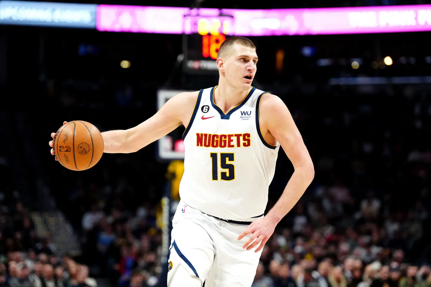 NBA zvaigzne Nikola Jokičs