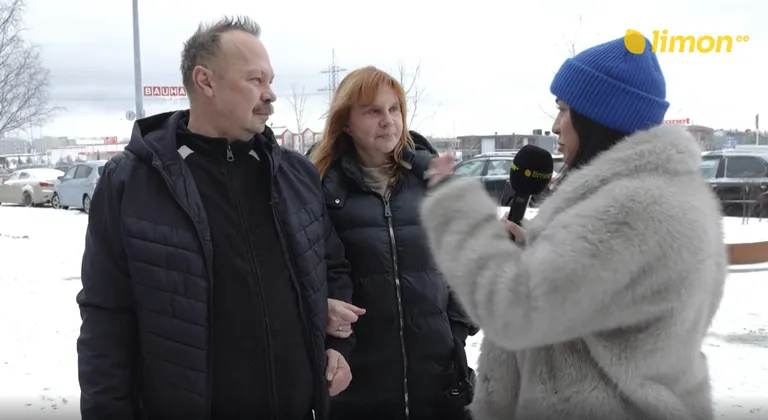 Дмитрий и Анжела рассказывают, что в прошлом году на День святого Валентина они съели вдвоем четыре торта - это у них добрая традиция.