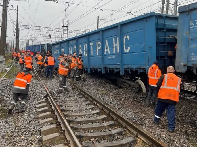 Meksikada dam olish: Katrina va Sergeyning birinchi jinsiy aloqa videosi