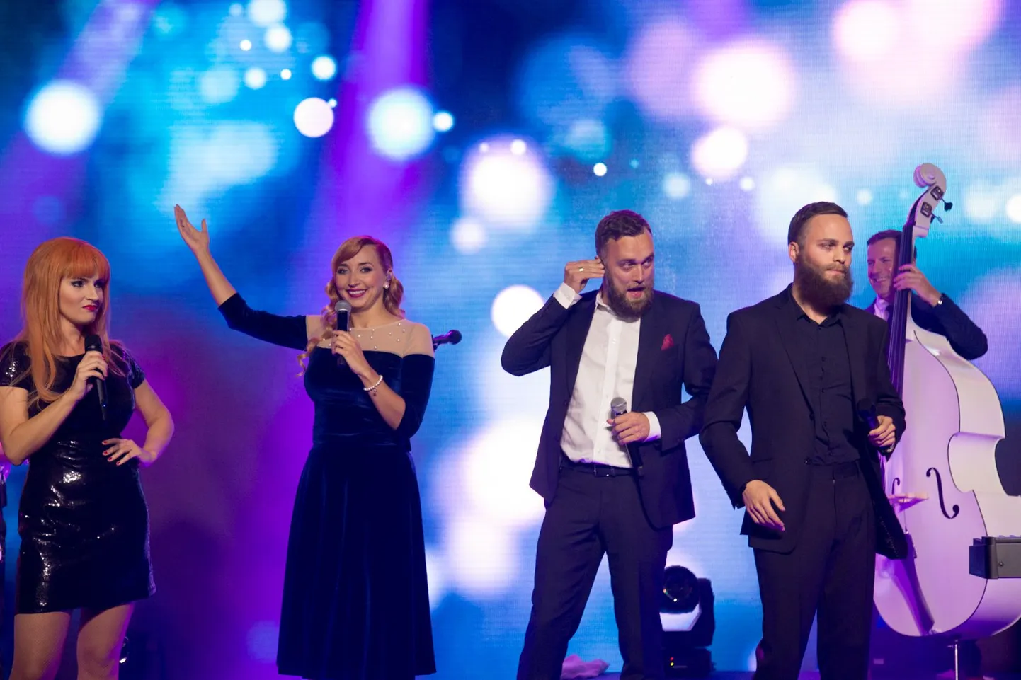 Vaba Lava, Mikk Saar, Tanja Mihhailova, Swingers