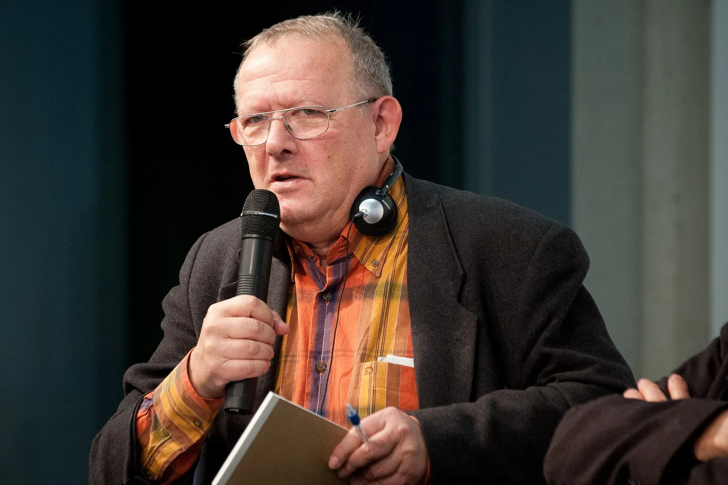 Adam Mitchnik.