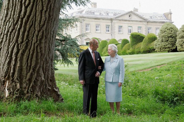 Принц Филипп с королевой в 2007 году
