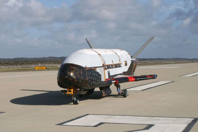 X-37B katsekosmoselennuk enne orbiidile saatmist / Reuters/AFP/AP/SCANPIX