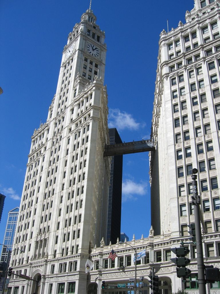 Vriglija ēka Čikāgā - ēka, pēc kuras principa centās uzbūvēt Gospromu