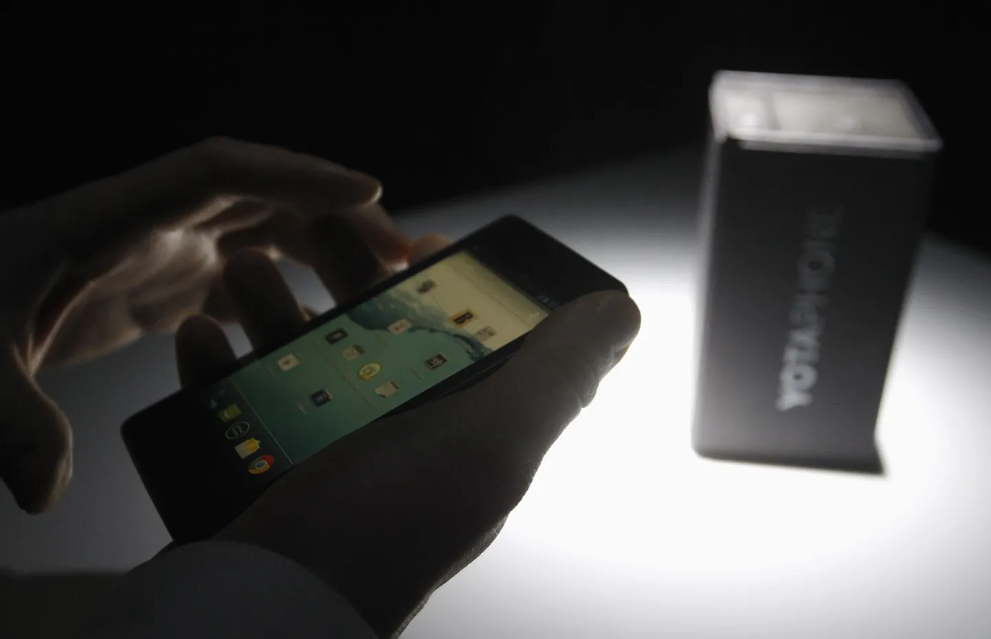 YotaPhone. Иллюстративное фото.