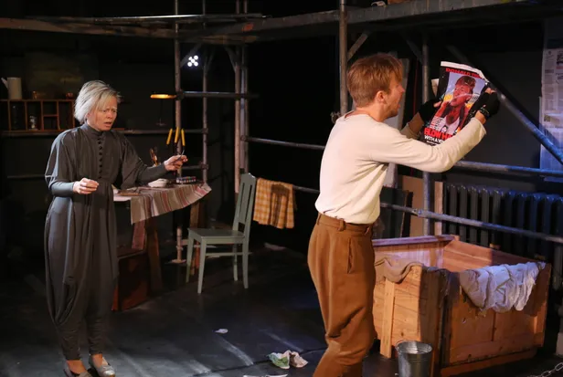 Popi ja Huhuu tekitavad Karlova teatris naeru koos pisaratega