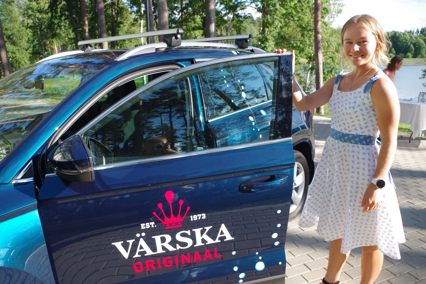 Preemiaks maailmameistri tiitli eest kinkis AS Värska Vesi Daisy Kudrele uue auto.