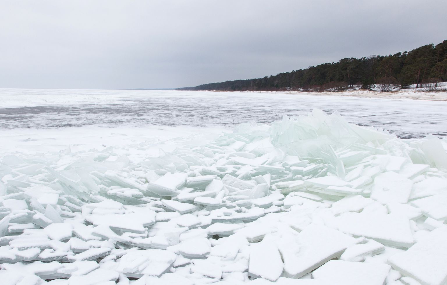 Talvine Peipsi järv.