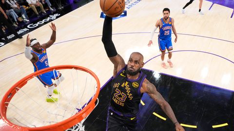 LeBron James lahkub Los Angeles Lakersist
