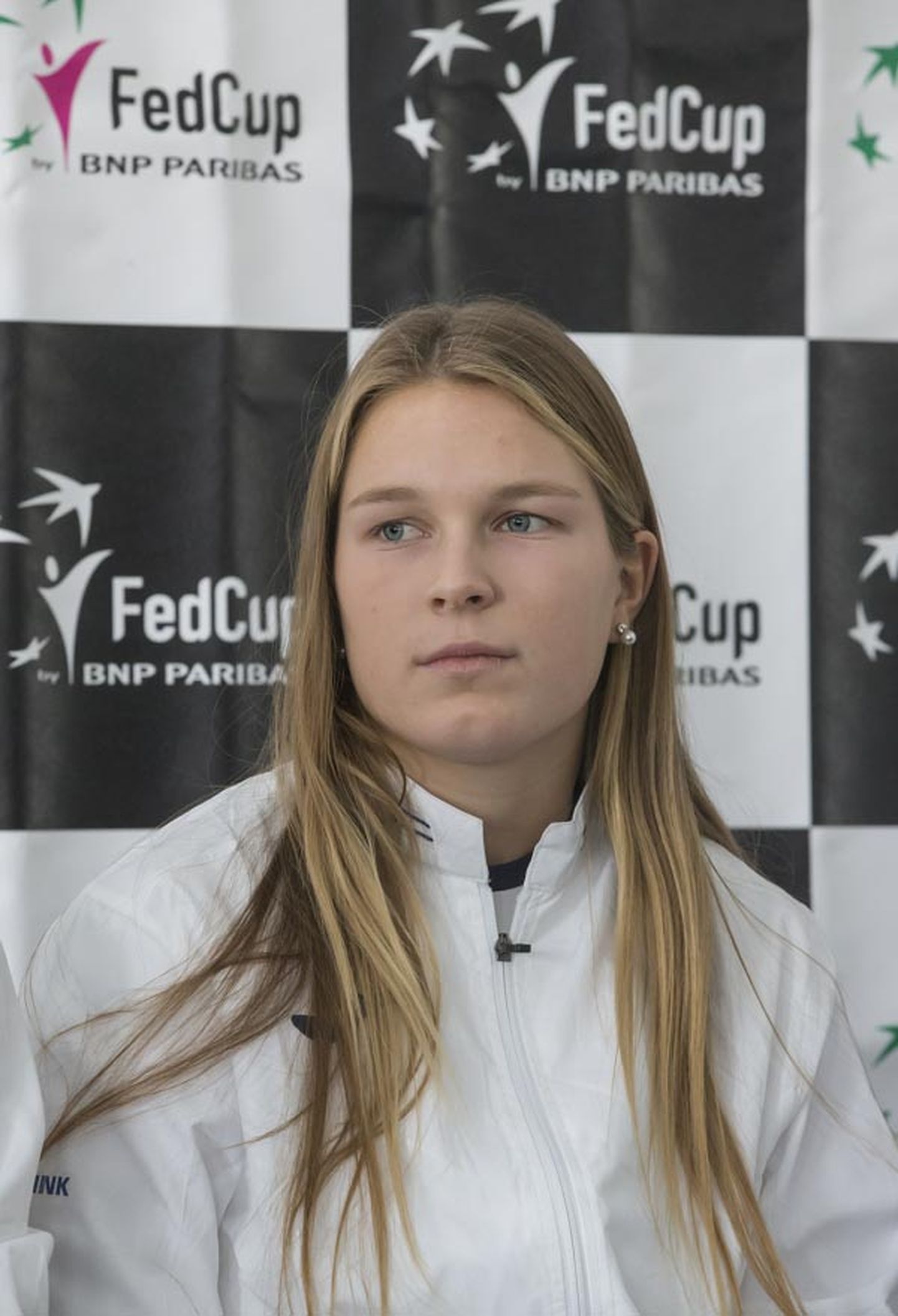 Saara Orav kuulus esimest korda Eesti tennise «Fed Cupi» naiskonda ning näitas enesekindlat ja head mängu.