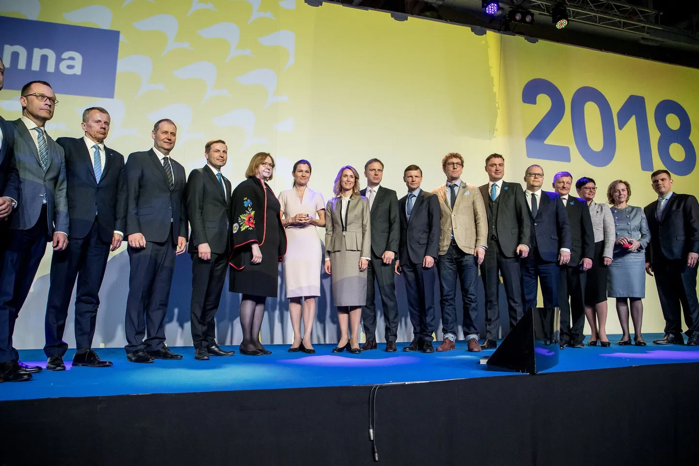 Reformierakond sai uue juhatuse. Esimeheks valiti ainus kandidaat Kaja Kallas, juhatusse pääses regionaalse kandidaadina ka Kanepi vallavanem Andrus Seeme (paremalt neljas).