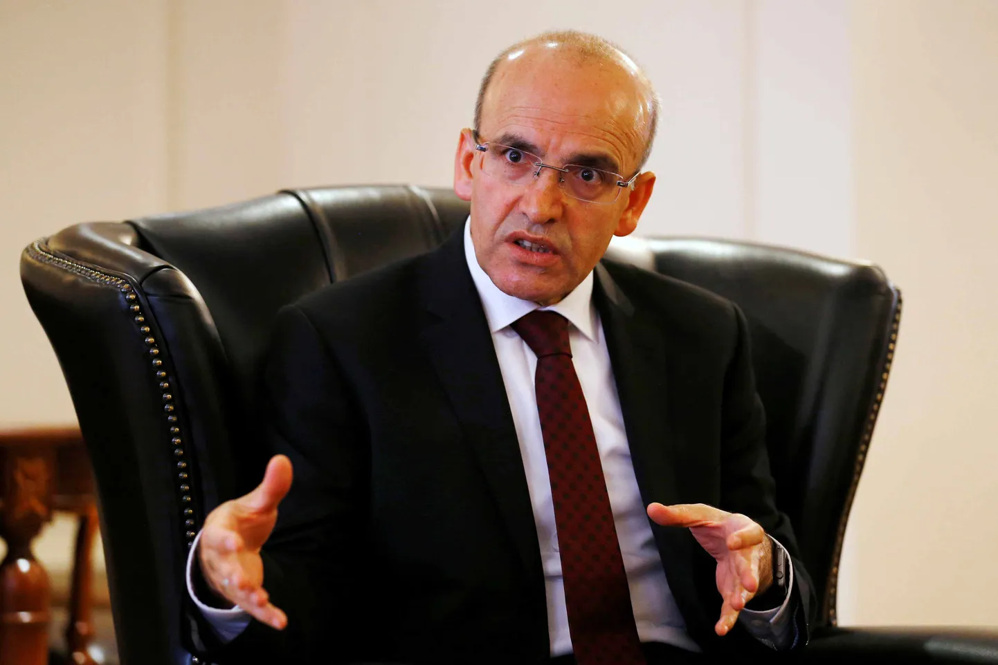 Türgi asepeaminister Mehmet Şimşek.