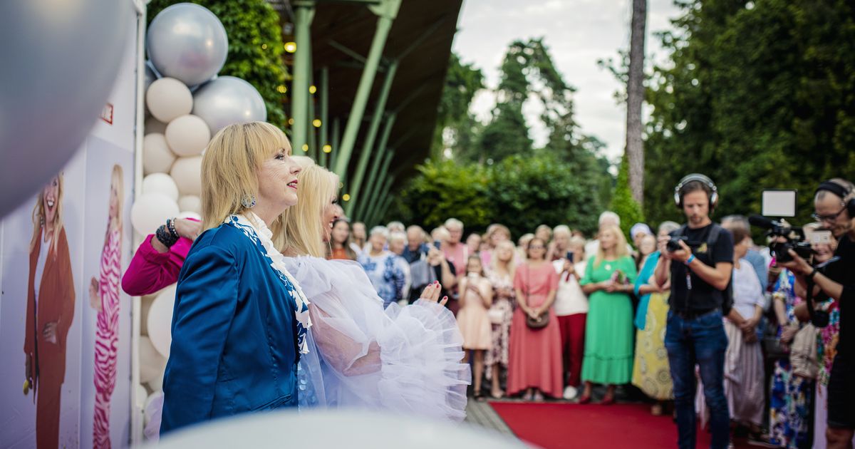 Beautiful and loud.  A concert by Olga Rajeckas was performed in the Dzintari concert hall