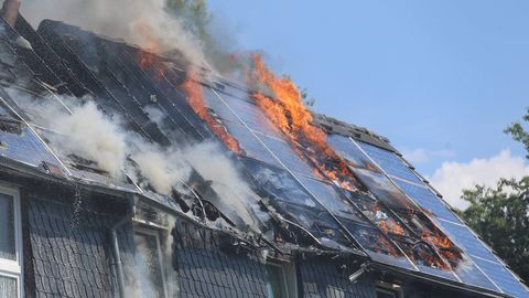 Türi-Allikul süttis päikesepaneelide pargi elektrikilp
