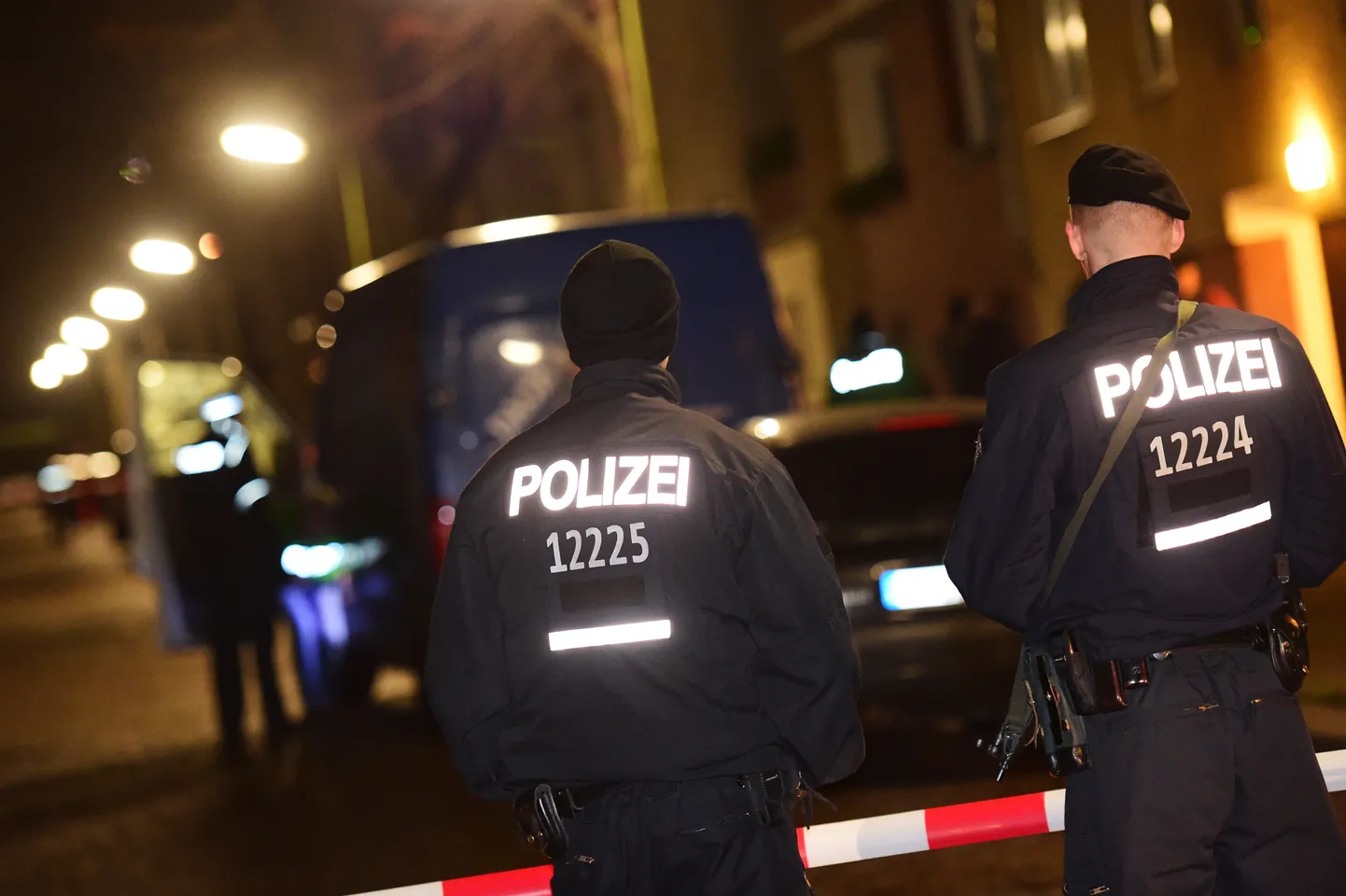 Berliini politseijõud võtsid täna kinni kaks meest, keda kahtlustatakse terroriakti planeerimises.
