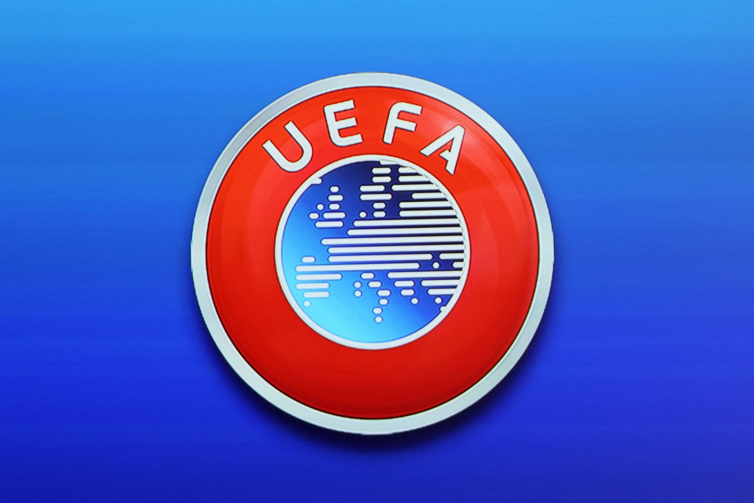 Логотип UEFA.