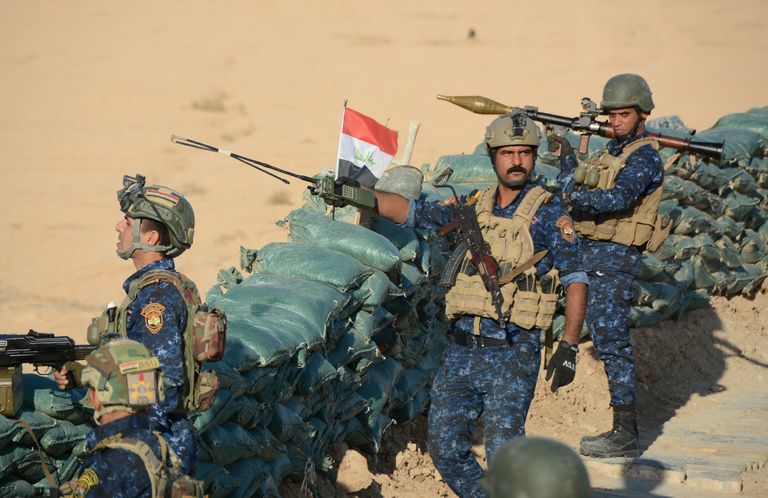 Iraagi julgeolekujõudude liikmed.