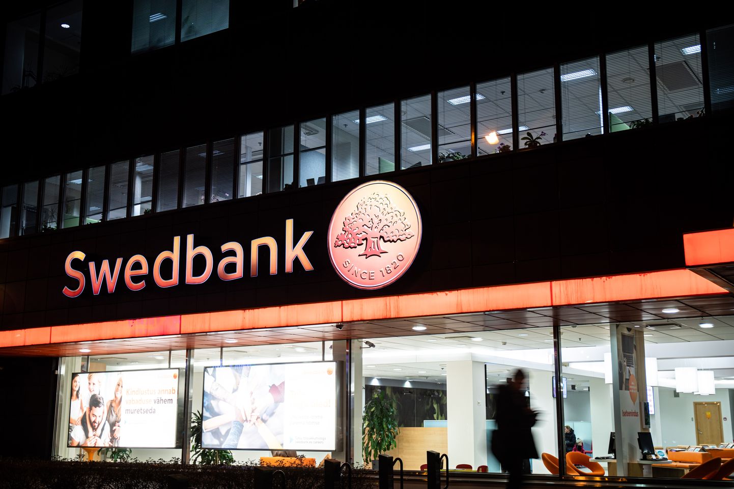The Office of the Prosecutor General has ended the criminal investigation initiated against Swedbank Estonia for suspected money laundering, due to insufficient information to prove the crime.