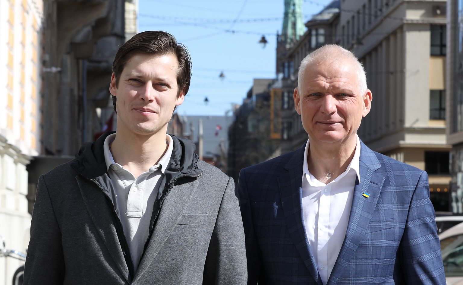 Latvijas Olimpiskās komitejas (LOK) prezidents Žoržs Tikmers (no labās) un LOK ģenerālsekretārs Kārlis Lejnieks.
