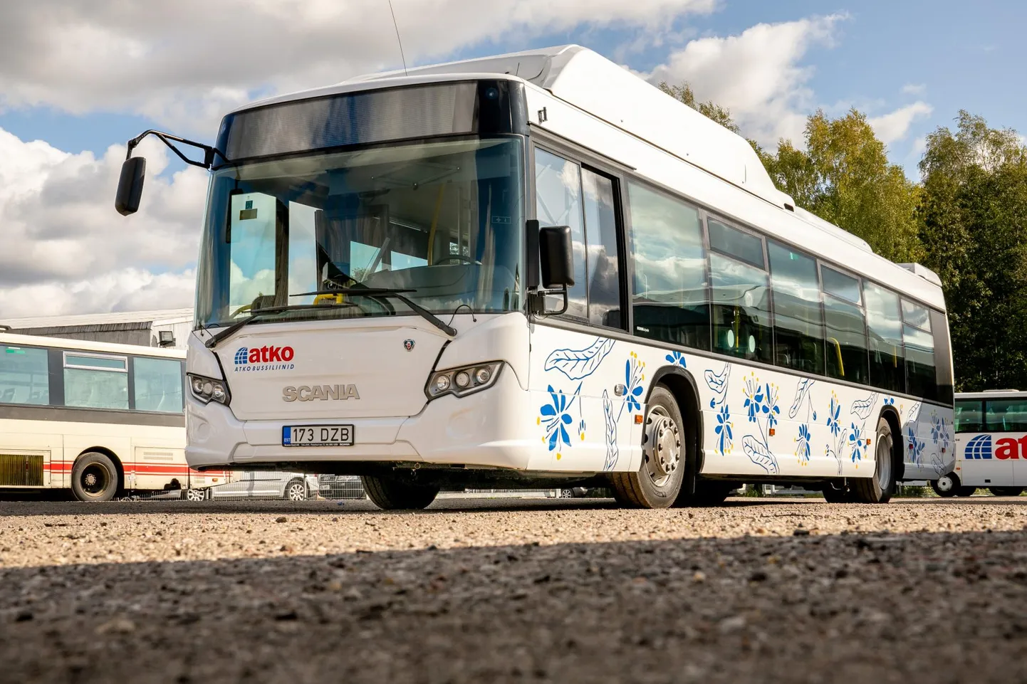 Uued Sindi bussid teevad sõitjate ja roolikeerajate elu senisest märkimisväärselt lihtsamaks.