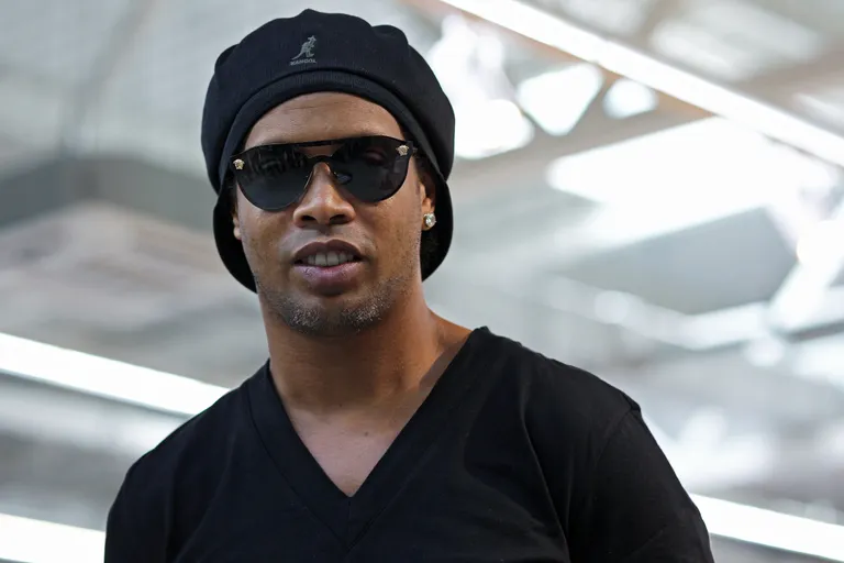 Ronaldinho, kodanikunimega Ronaldo de Assis Moreira