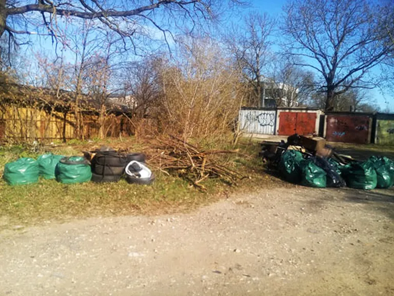 Rīgas Domes iesūtītais foto, kurā redzams uzkopšanas darbu progress