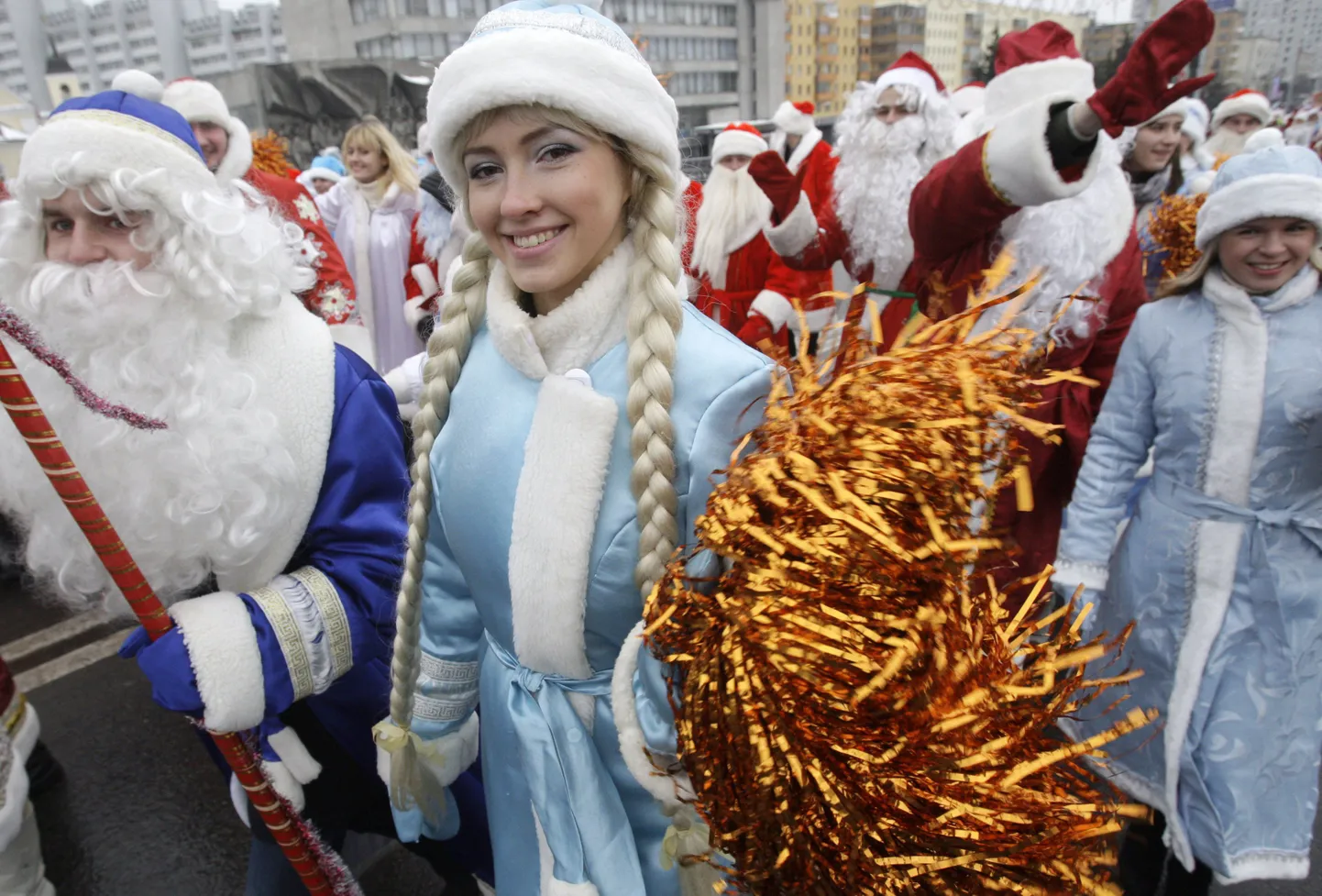 Снегурочки бывают разные.