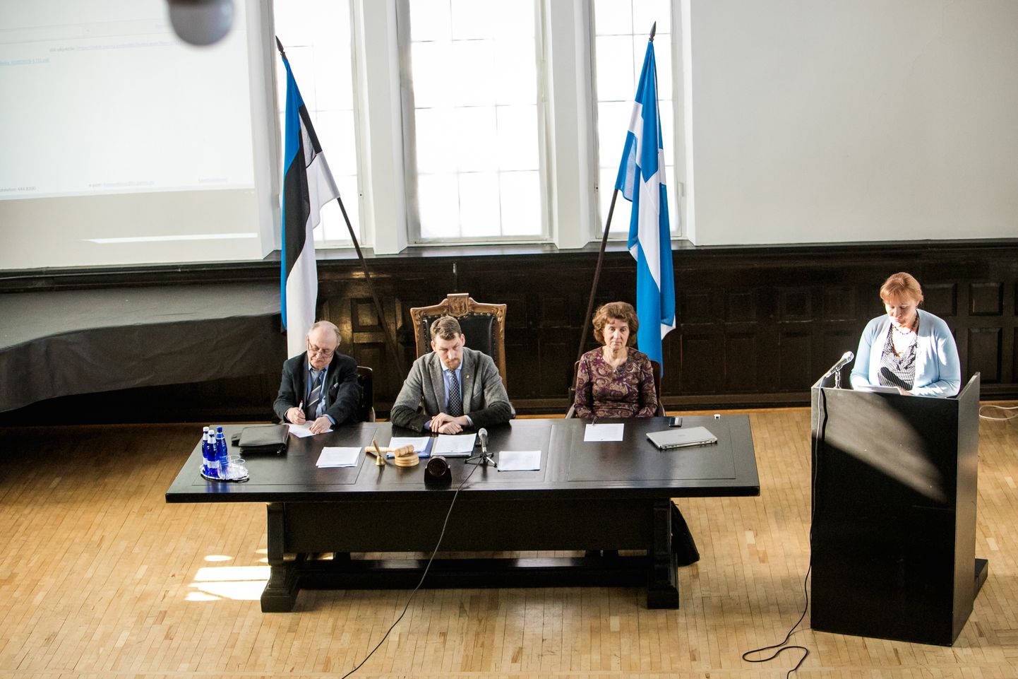 Pärnu linnavolikogu esimees Andres Metsoja soovib volikogu tegevust tehniliselt uuendada ega pelga võimalikke apse.