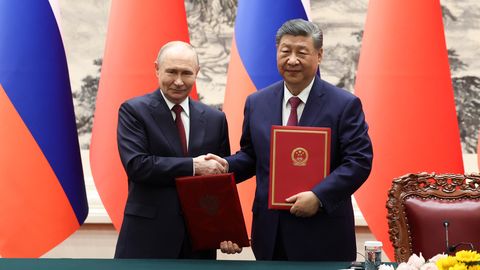WSJ ⟩ Putin oli Xi eeskuju. Nüüd on temast saanud noorem partner